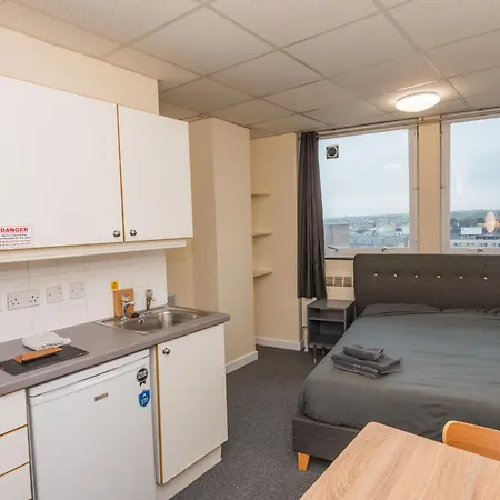 Standard En-Suite Apartment 3 Plymouth Exterior photo